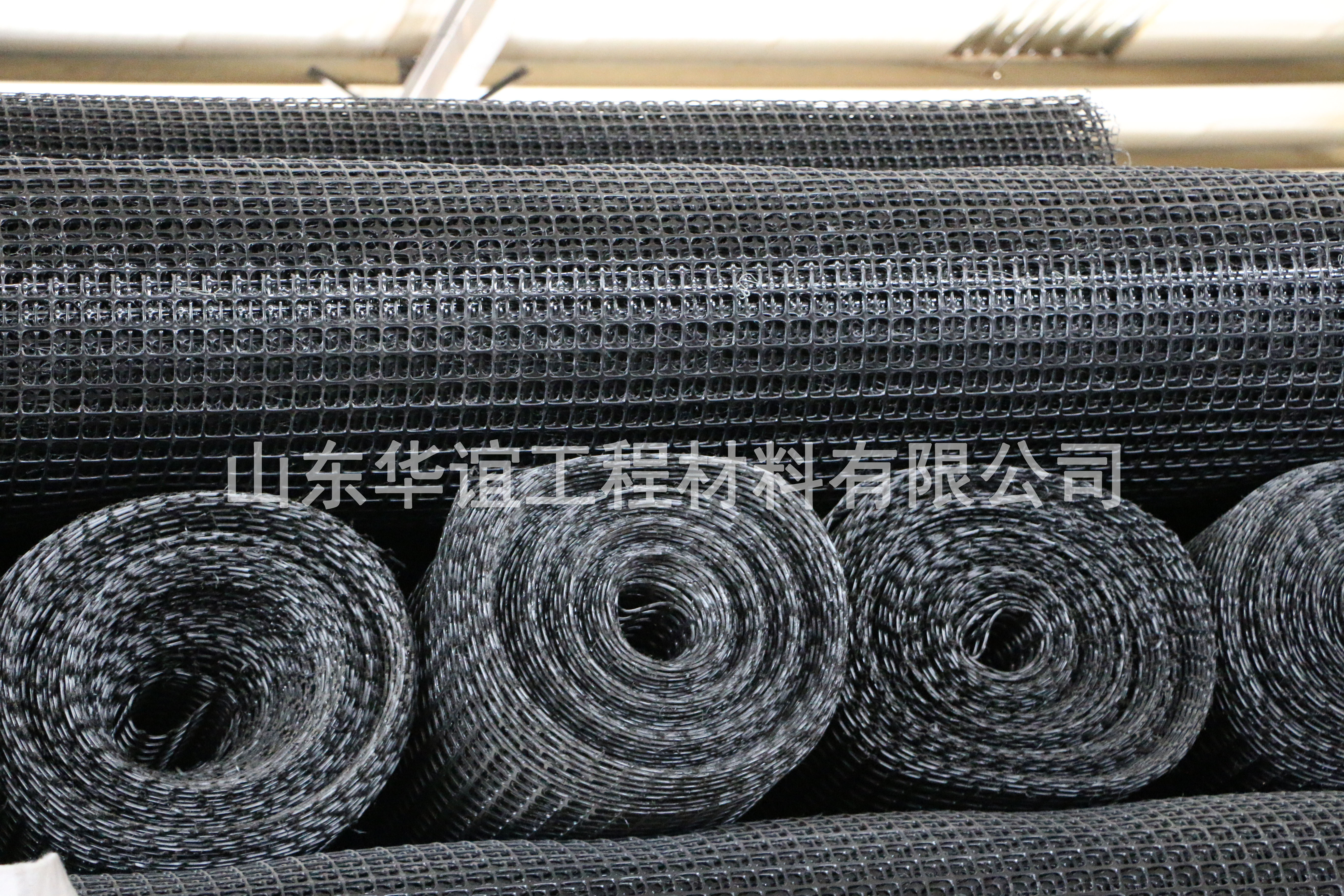 車(chē)庫(kù)頂板綠化的發(fā)展趨勢(shì)及排水板在工程中起到的重大作用